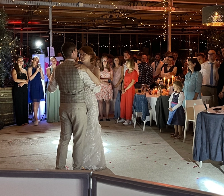 Der Eröffnungstanz mit Event -& Hochzeits DJ Deni-B aus Frankfurt / Aschaffenburg Hochzeit DJ Frankfurt Hochzeits DJ Frankfurt Event DJ Frankfurt DJ Frankfurt DJ für Hochzeit Frankfurt DJ Geburtstag Frankfurt Hochzeit DJ Aschaffenburg Hochzeits DJ Aschaffenburg Event DJ Aschaffenburg DJ Aschaffenburg DJ für Hochzeit Aschaffenburg DJ Geburtstag Aschaffenburg Hochzeit DJ Darmstadt Hochzeits DJ Darmstadt Event DJ Darmstadt DJ Darmstadt DJ für Hochzeit Darmstadt DJ Geburtstag Darmstadt Hochzeit DJ Würzburg Hochzeits DJ Würzburg Event DJ Würzburg DJ Würzburg DJ für Hochzeit Würzburg DJ Geburtstag Würzburg Hochzeit DJ Mainz Hochzeits DJ Mainz Event DJ Mainz DJ Mainz DJ für Hochzeit Mainz DJ Geburtstag Mainz Hochzeit DJ Wiesbaden Hochzeits DJ Wiesbaden Event DJ Wiesbaden DJ Wiesbaden DJ für Hochzeit Wiesbaden DJ Geburtstag Wiesbaden Hochzeit DJ Hanau Hochzeits DJ Hanau Event DJ Hanau DJ Hanau DJ für Hochzeit Hanau DJ Geburtstag Hanau
